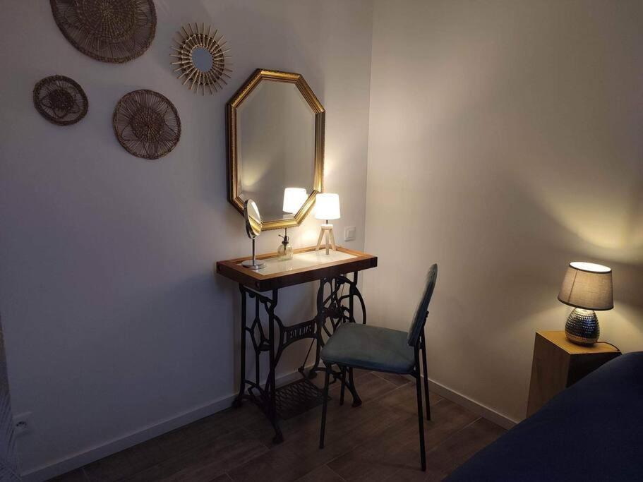Appartement Cosy Au Pied Des Halles,Le Rossini Narbonne Exterior photo