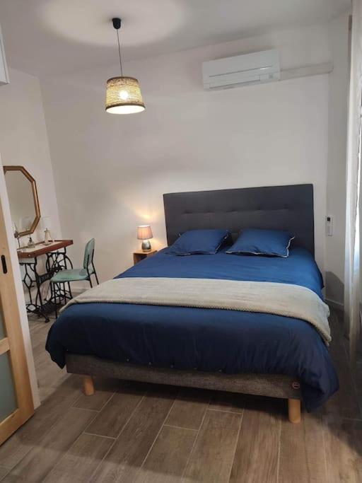 Appartement Cosy Au Pied Des Halles,Le Rossini Narbonne Exterior photo